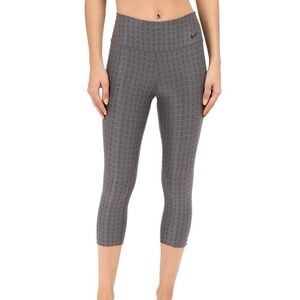 Nike cropped leggings
